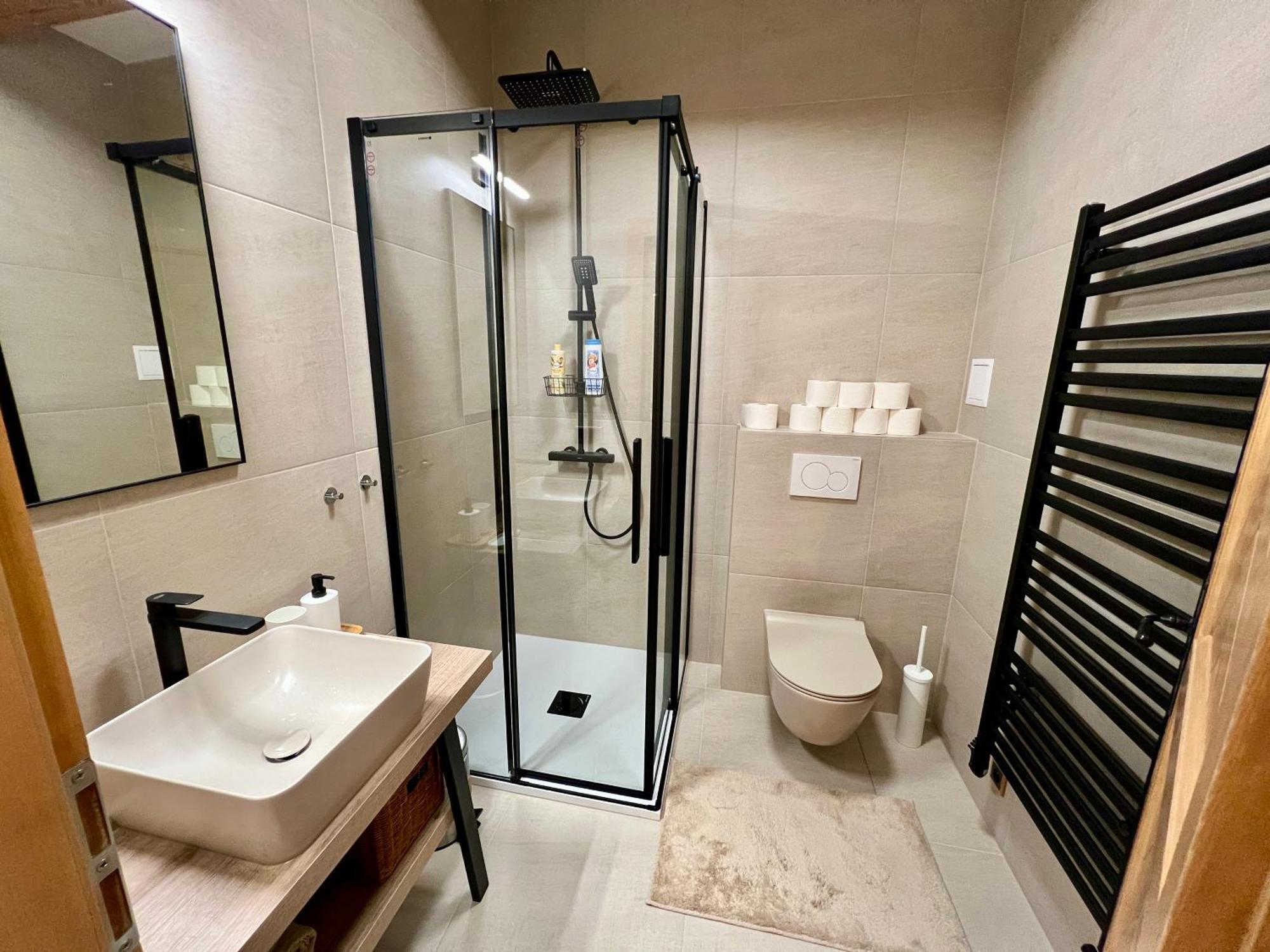 Apartman 8, Jezerne Velké Karlovice Esterno foto