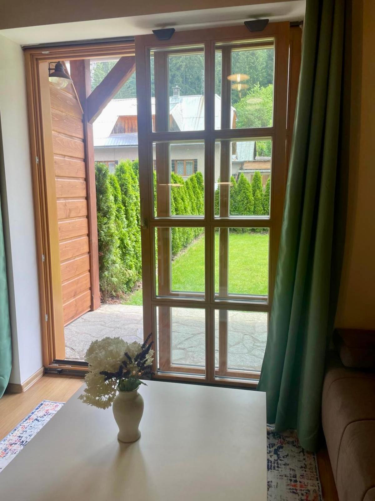 Apartman 8, Jezerne Velké Karlovice Esterno foto